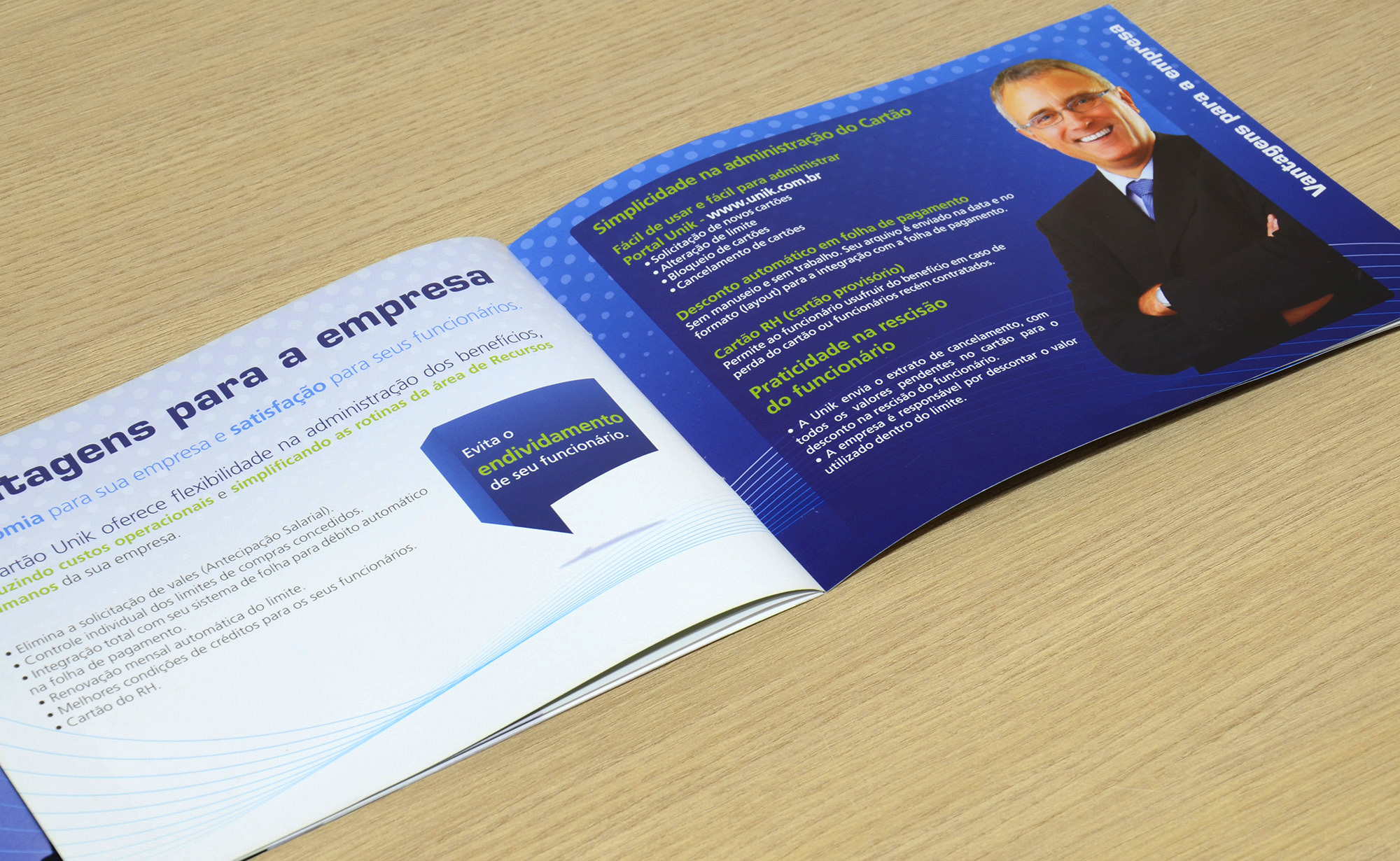 Folder Comercial UNIK