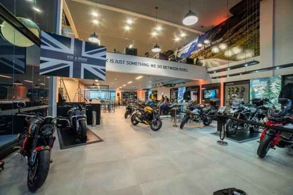 Evento de inauguração da concessionária Triumph ABC