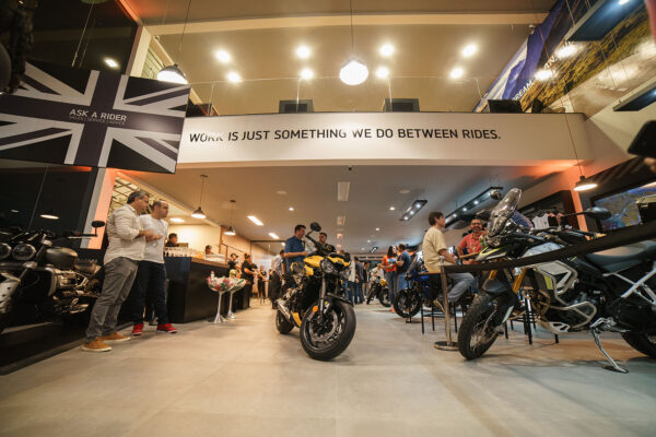 Evento de inauguração da concessionária Triumph ABC