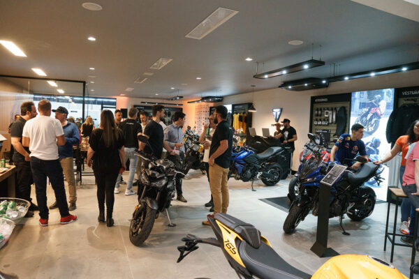 Evento de inauguração da concessionária Triumph ABC